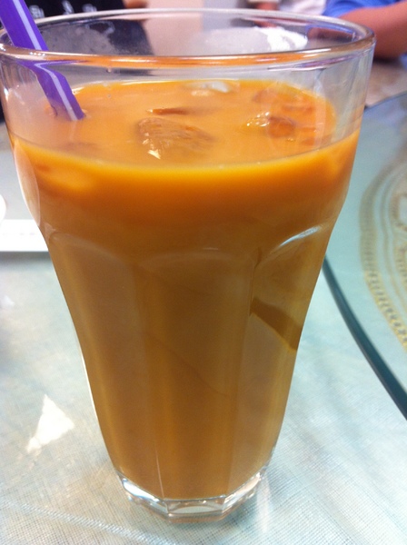 母女の店泰式簡餐(母女的店)：隱密在巷中的美味泰式~~