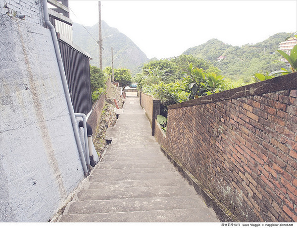 金瓜石：【台北 Taipei】漫步寧靜金瓜石 祈堂老街的日式咖啡館祈堂小巷(原真心咖啡館)