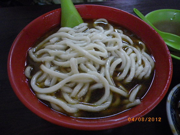 老牌牛肉拉麵大王:排骨拉麵-我的新寵˙滷牛筋-我的舊愛