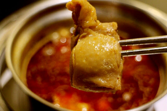 宮綺火鍋：【羽諾食記】宮綺308昆布鍋~公館捷運站美食●精緻鍋物●食材嚴選