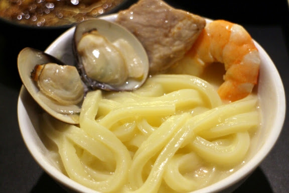 宮綺火鍋：【羽諾食記】宮綺308昆布鍋~公館捷運站美食●精緻鍋物●食材嚴選