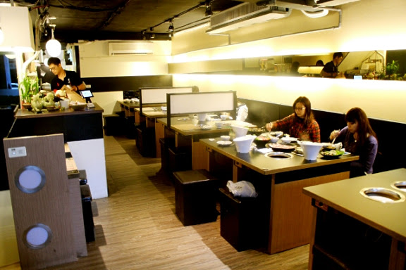 宮綺火鍋：【羽諾食記】宮綺308昆布鍋~公館捷運站美食●精緻鍋物●食材嚴選