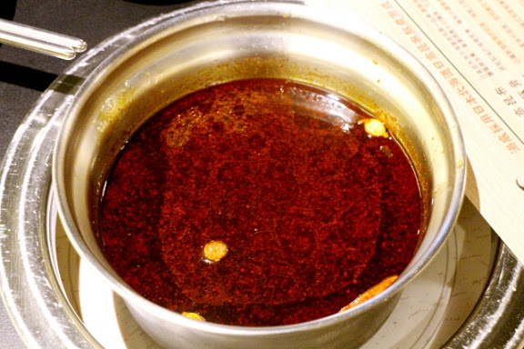 宮綺火鍋：【羽諾食記】宮綺308昆布鍋~公館捷運站美食●精緻鍋物●食材嚴選