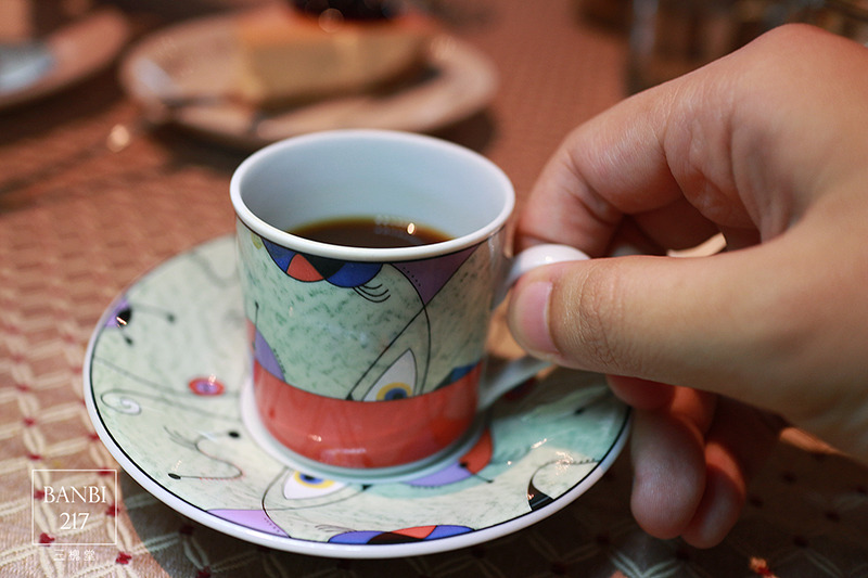 Banbi217 美食旅遊: 三槐堂 起司蛋糕與咖啡的下午茶(台北捷運信義線美食,捷運中正紀念堂站)