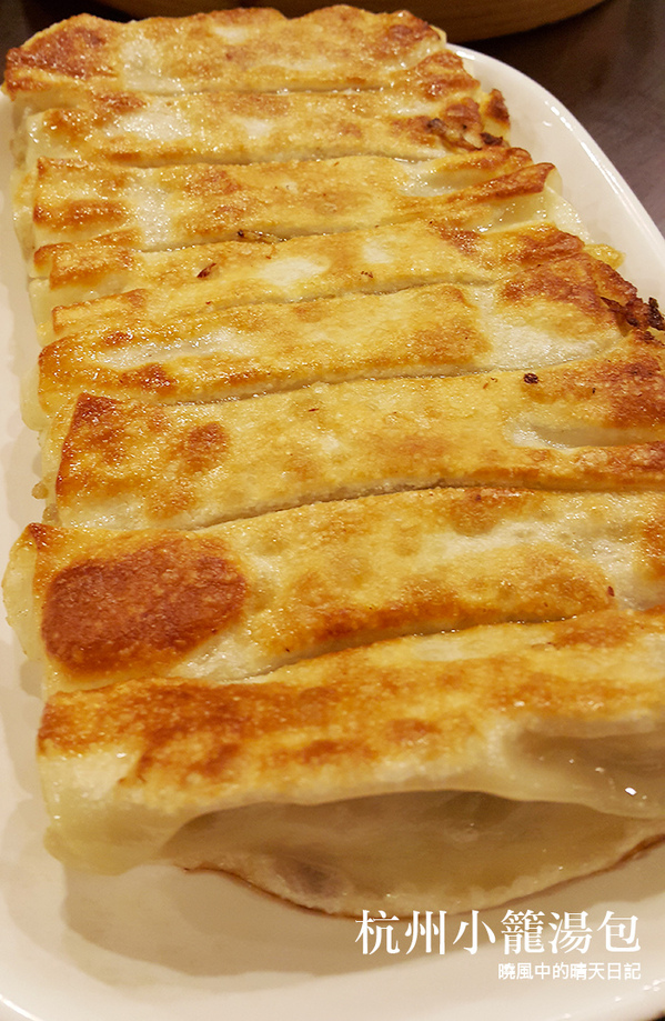 杭州小籠湯包(一店)：【台北|杭州小籠湯包】汁多味美不輸星級名店的小資好選擇