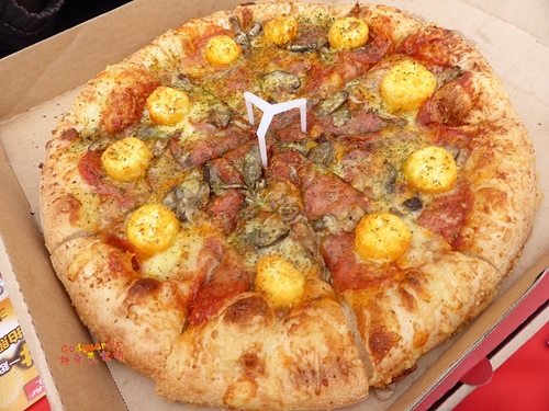 必勝客 Pizza Hut：(食記)[必勝客Pizza Hut](文末抽獎!!!)粉絲街頭cheese趴~皇家起司7重奏