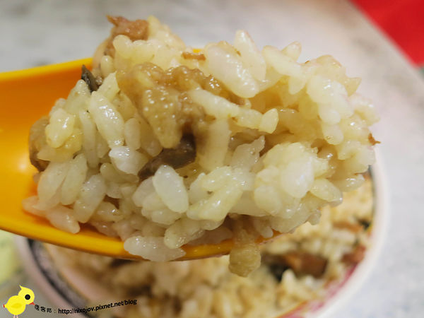 【台北】金峰滷肉飯-香而濃郁的好味道-滷肉飯-排骨湯