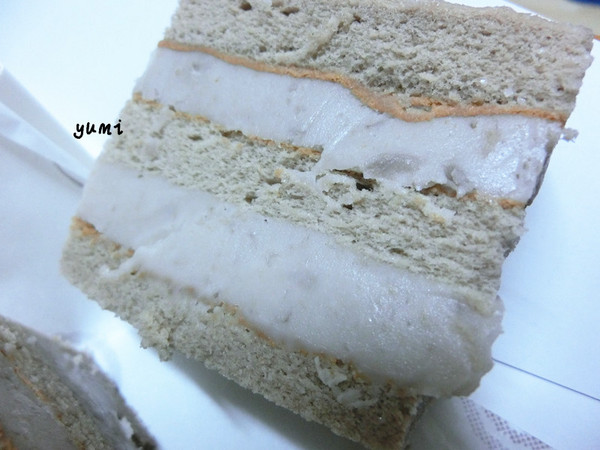 香帥蛋糕(台北店)：【台北食記♥ 伴手禮】超綿密!純正芋頭製作的雙層芋泥蛋糕@香帥蛋糕