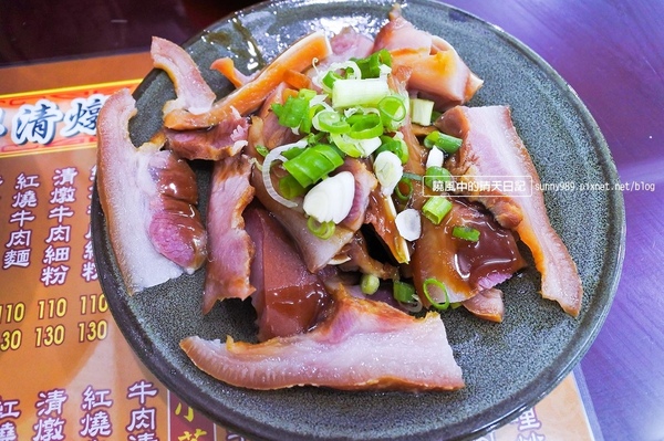 源興清燉牛肉麵：【景美 | 源興牛肉麵】清燉湯頭甘美 在地20年老店