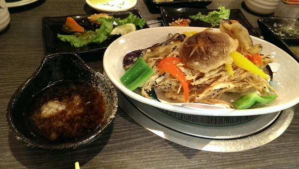 季滿屋日本料理店:《台北。景美站》季滿屋日式料理