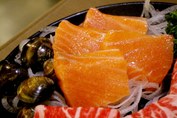 偵軒日式精緻小火鍋：【羽諾食記】偵軒精緻日式小火鍋●萬隆店●萬隆捷運站美食