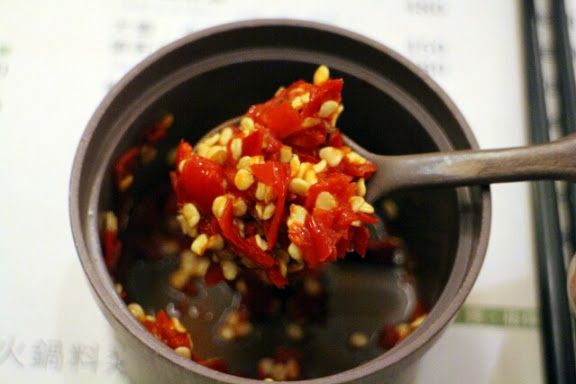 偵軒日式精緻小火鍋：【羽諾食記】偵軒精緻日式小火鍋●萬隆店●萬隆捷運站美食