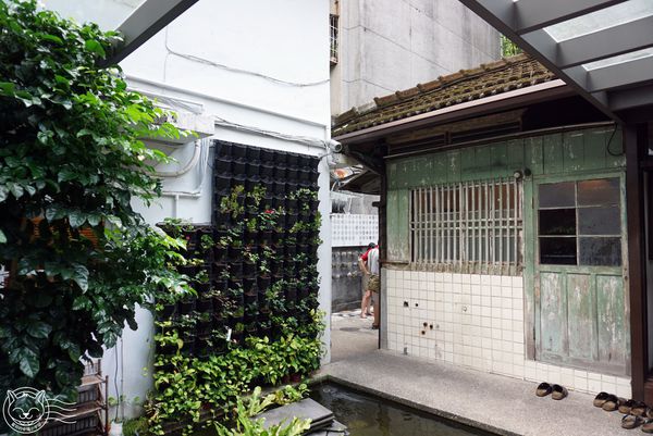 青田七六:【星羽愛美食-台北】古蹟再造舊空間大變身,鬧中取靜餐點精緻可口,來場台北市內的文化小旅行吧~青田七六。