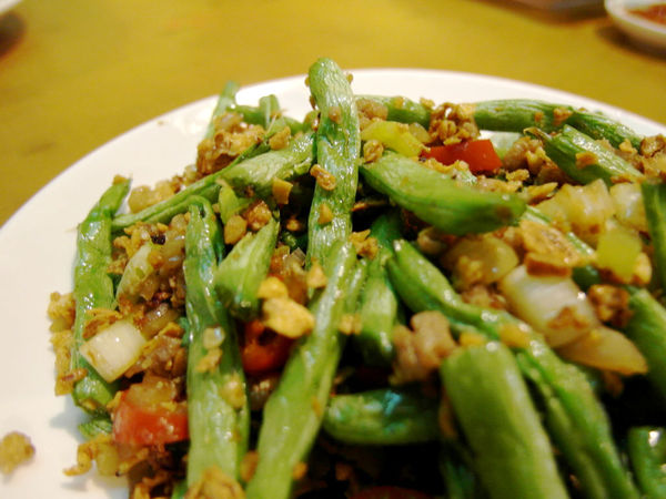 水簾餐飲店：【信義】水簾。總是會想念的好味道。異於常人的外表卻有著溫暖的心。