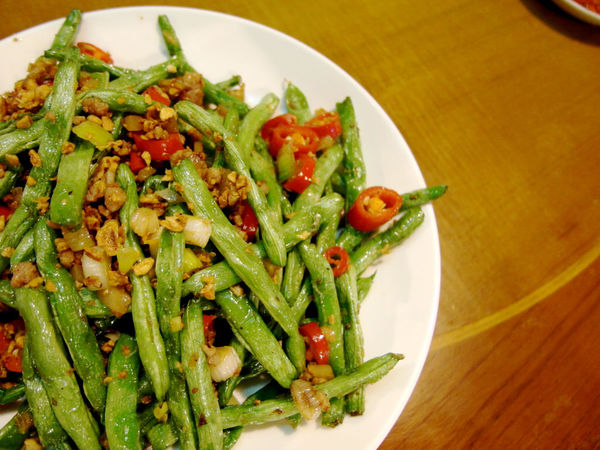 水簾餐飲店：【信義】水簾。總是會想念的好味道。異於常人的外表卻有著溫暖的心。