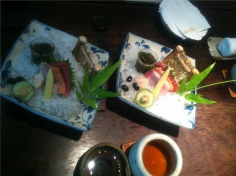 綜合生魚片 - 信義區的牡丹園)