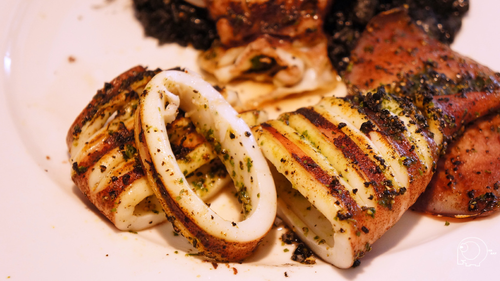 西班牙黑墨汁大中巻起司燉飯