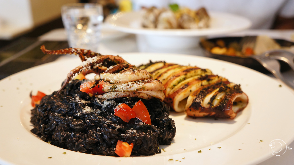 西班牙黑墨汁大中巻起司燉飯