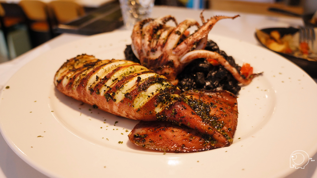 西班牙黑墨汁大中巻起司燉飯