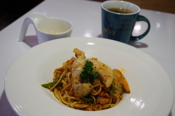 MGF PASTA 麵工坊(市府店)：[市府] MGF PASTA 麵工坊：商業午餐分享