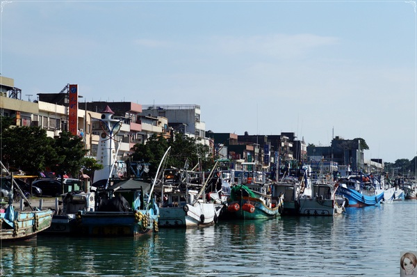 南方澳漁港：[攝影小旅行]宜蘭 南方澳漁港~漁港也有異國fu喔