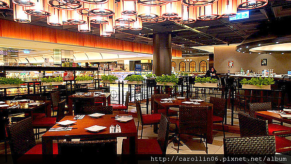 Lacuz新泰食(信義寶麗店):【食記】價格頗一般的《Lacuz 泰式料理》BELLAVITA店