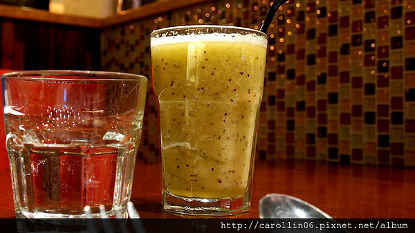 Lacuz新泰食(信義寶麗店):【食記】價格頗一般的《Lacuz 泰式料理》BELLAVITA店