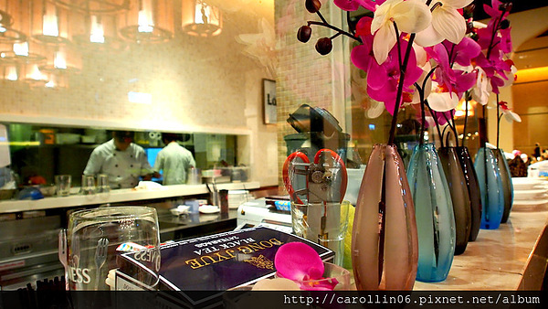 Lacuz新泰食(信義寶麗店):【食記】價格頗一般的《Lacuz 泰式料理》BELLAVITA店