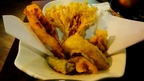 食藝 日式創意料理&涮涮鍋:【台北.信義區】食藝-『美學藝術風.精緻涮涮鍋』