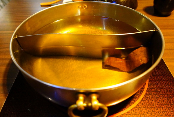 食藝 日式創意料理&涮涮鍋:【台北.信義區】食藝-『美學藝術風.精緻涮涮鍋』