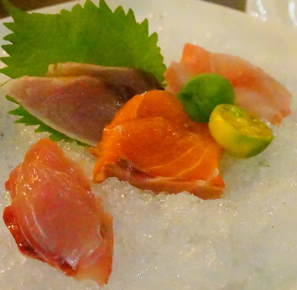 食藝 日式創意料理&涮涮鍋:【台北.信義區】食藝-『美學藝術風.精緻涮涮鍋』