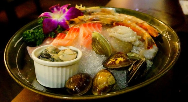 食藝 日式創意料理&涮涮鍋:【台北.信義區】食藝-『美學藝術風.精緻涮涮鍋』