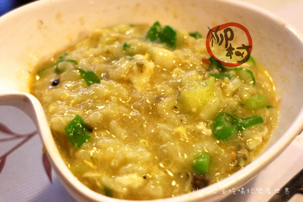 柳村一品鍋:一個人也能吃的鴛鴦鍋『柳村一品鍋』信義火鍋/涮涮鍋/捷運永春站