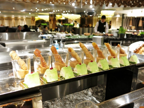 西華飯店-B ONE自助餐廳：【捷運中山國中】年末就是要吃大餐犒賞自己！—西華飯店B-one自助餐廳