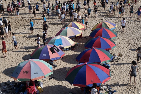 南灣(藍灣)：[2014中南部四天之旅] 屏東南灣~這裡也有海島教堂風