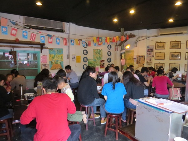 厚道飲食店:漫步鶯歌老街之巡訪懷舊〞厚道飲食店〞