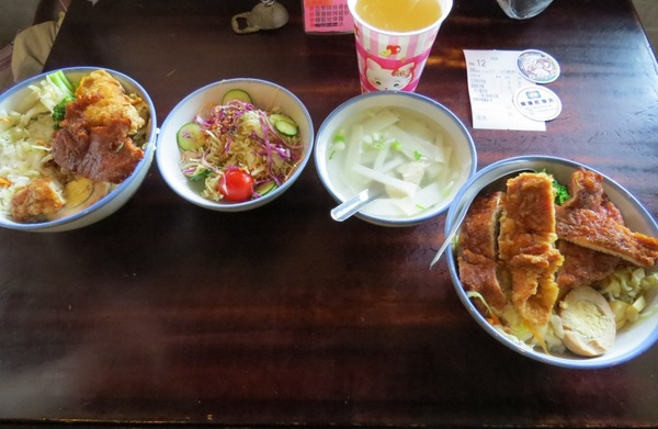 厚道飲食店:漫步鶯歌老街之巡訪懷舊〞厚道飲食店〞