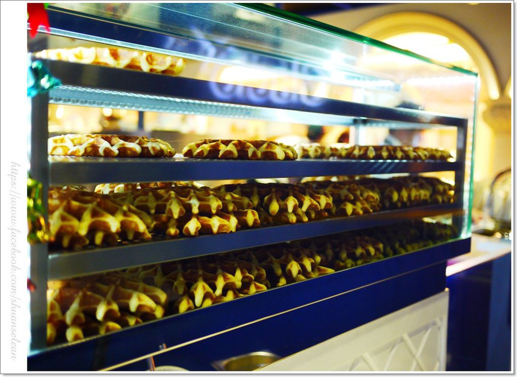 大衣 大遠百 262.jpg