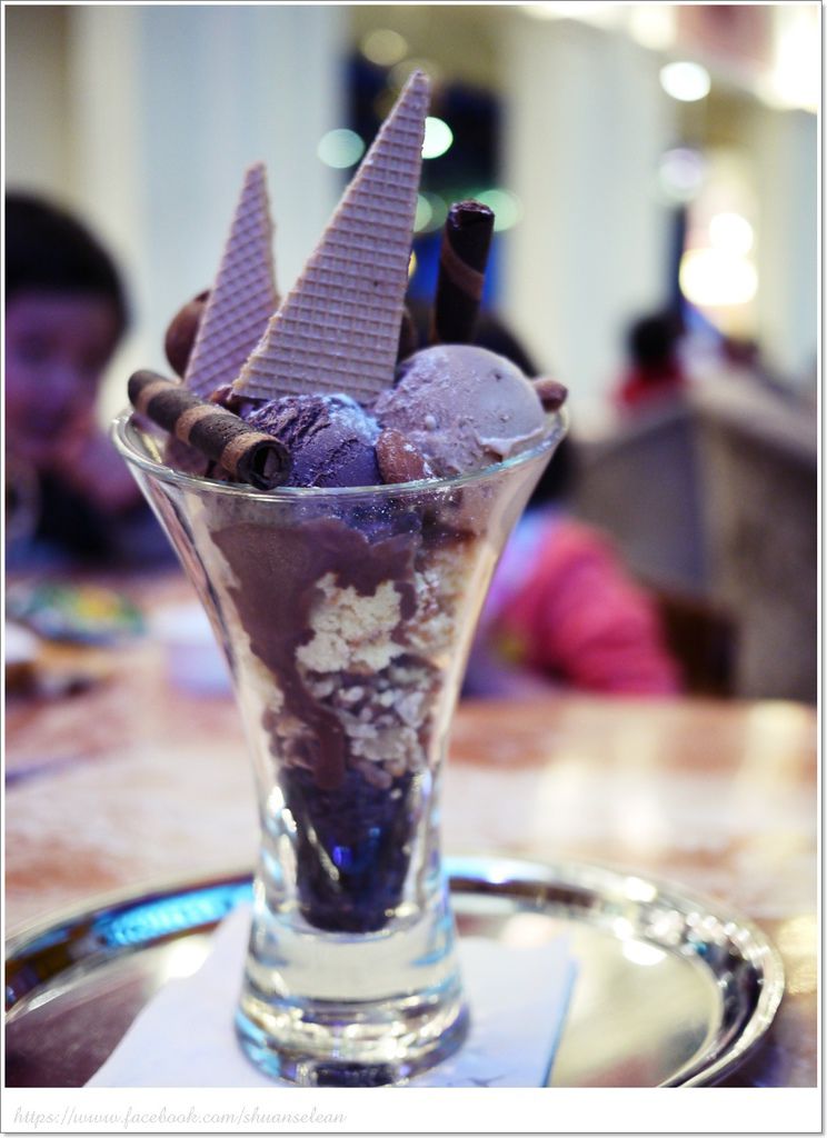 大衣 大遠百 329.jpg