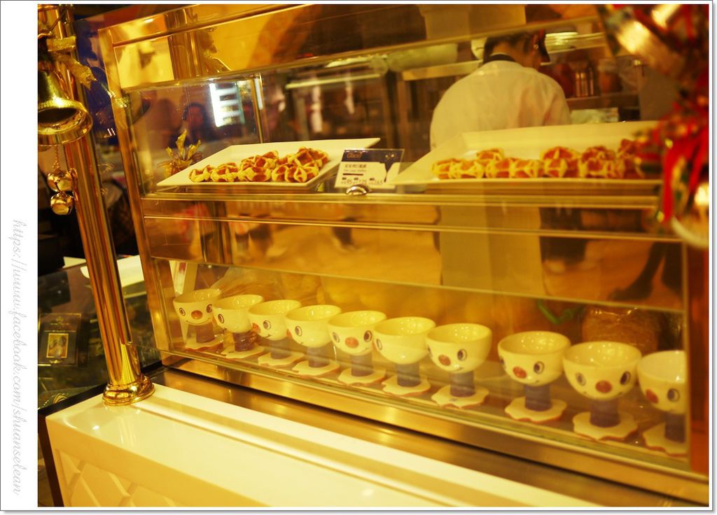 大衣 大遠百 386.jpg