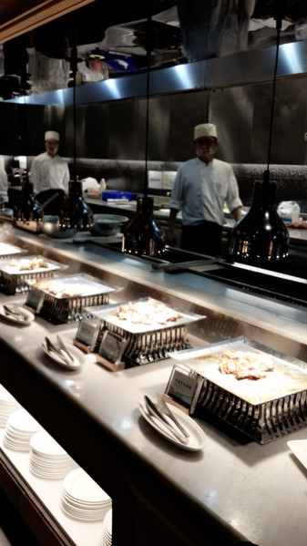 饗食天堂(信義店):【羽諾食記】信義商圈~饗食天堂