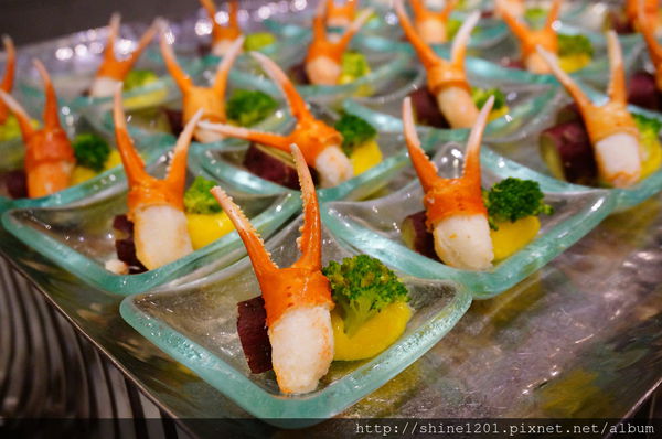 【饗食天堂無國界料理】C/P值狂飆-海鮮船-Buffet吃到飽最佳選擇!!