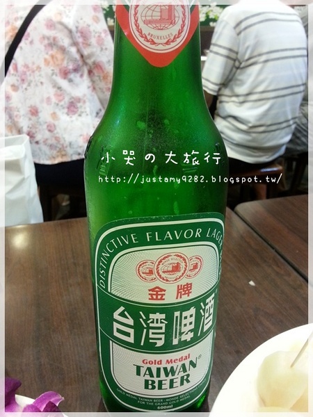 客家放山雞：[台北市。寧夏夜市] 跟著老饕一起品嘗油嫩油嫩の放山雞