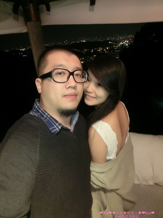 屋頂上休閒會館：【食記】oO。。台北　陽明山　屋頂上The Top　夜景　燒烤　合菜　甜點　下午茶　BBQ烤肉　中式　速食　海鮮　台灣料理　泰國菜　火鍋　美麗的夜景，配上食物，是人生最大的享受～oO。o○。　