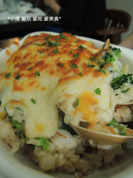 貝菈小屋：貝菈小屋(台大店)---自製青醬讓人無法自拔!!!太好吃了啦~~~