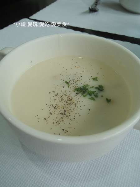 貝菈小屋：貝菈小屋(台大店)---自製青醬讓人無法自拔!!!太好吃了啦~~~