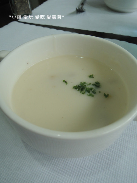 貝菈小屋：貝菈小屋(台大店)---自製青醬讓人無法自拔!!!太好吃了啦~~~