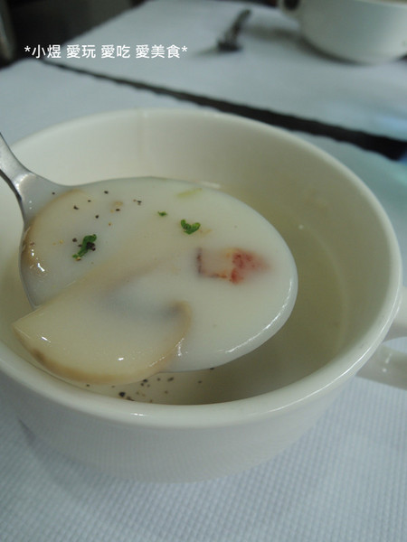 貝菈小屋：貝菈小屋(台大店)---自製青醬讓人無法自拔!!!太好吃了啦~~~