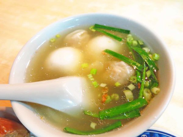 【台北美食】施家鮮肉湯圓-便宜又大碗的湯圓