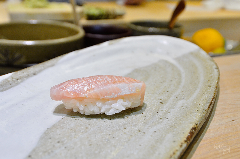 山花日本料理午餐:(有WIFI)好吃的鮪魚腹肉.北海道海膽干貝.松葉蟹腳,台北捷運科技大樓,遠企附近餐廳